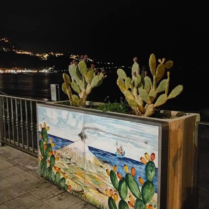 B&B Fragranza Di Sicilia 지아르디니낙소스 외부 사진