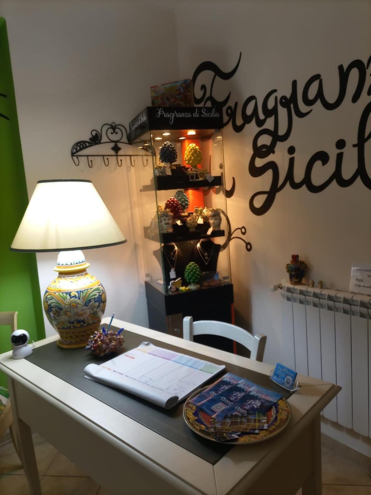 B&B Fragranza Di Sicilia 지아르디니낙소스 외부 사진