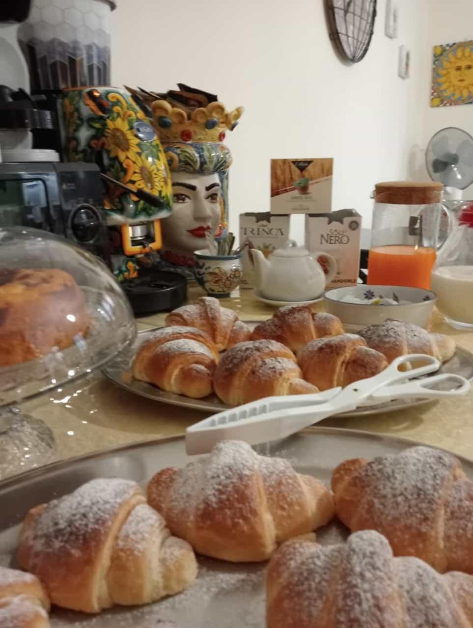 B&B Fragranza Di Sicilia 지아르디니낙소스 외부 사진